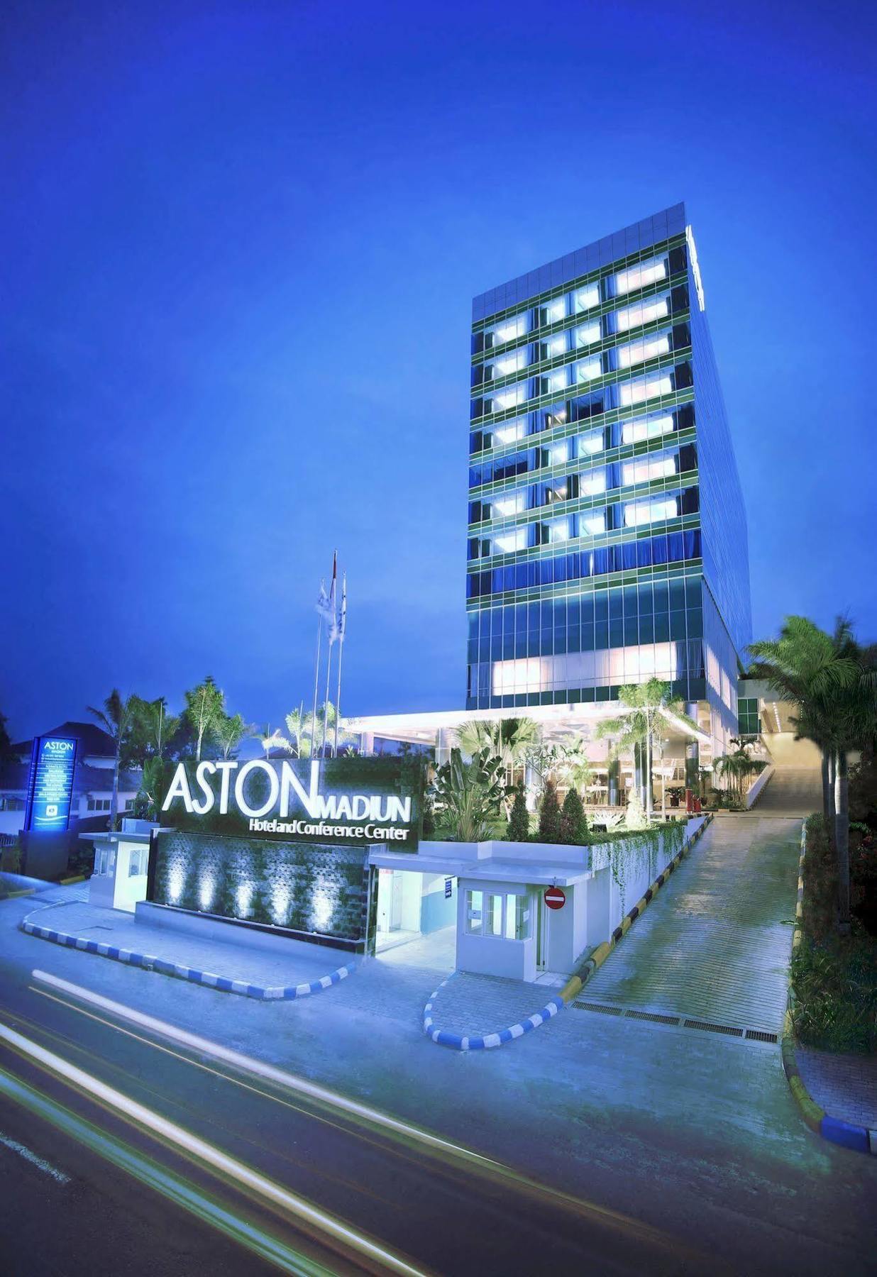 Aston & Conference Center Hotel 4*